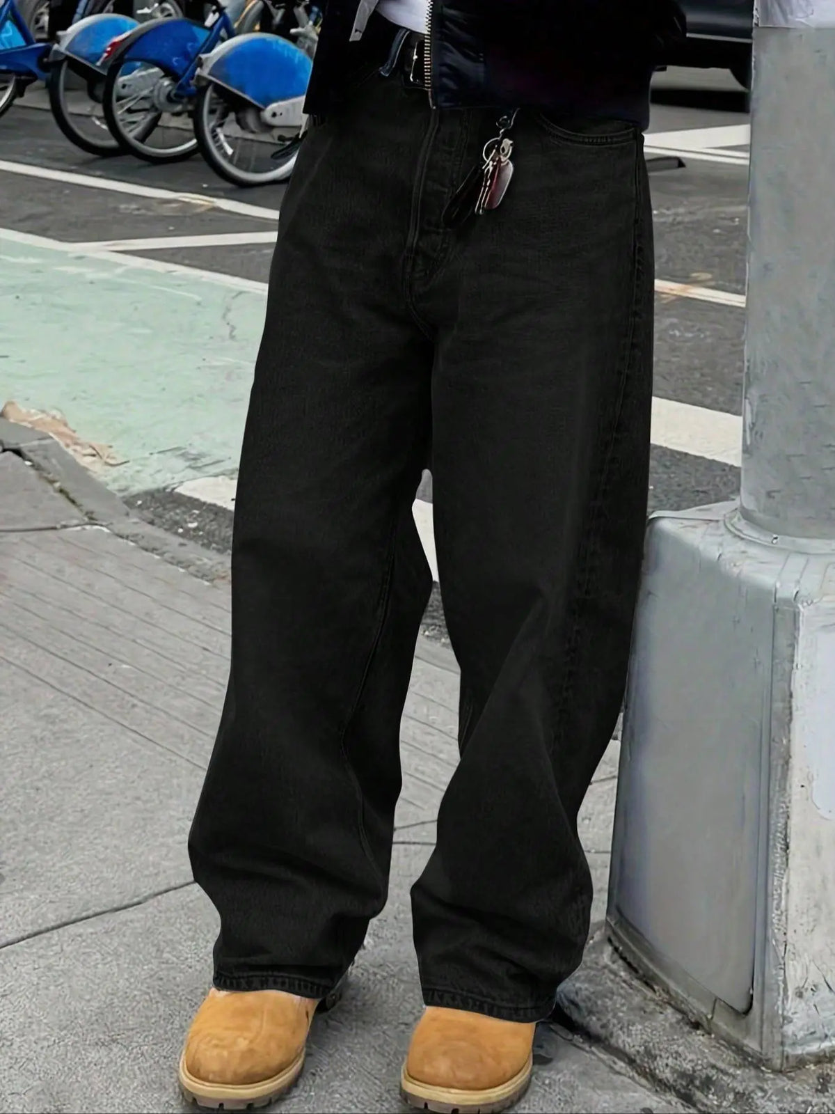 Black Straight-Leg Baggy Denim Jeans