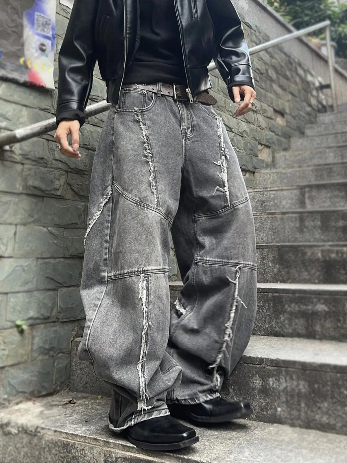 Washed Grey Wide-Leg Jeans with Frayed Seams